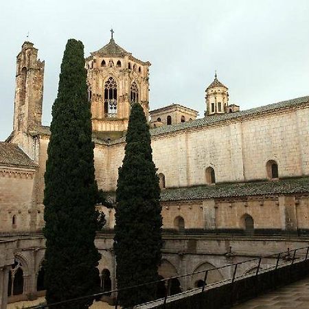 Hostatgeria De Poblet Hotel Vallbona De Les Monges Exterior photo